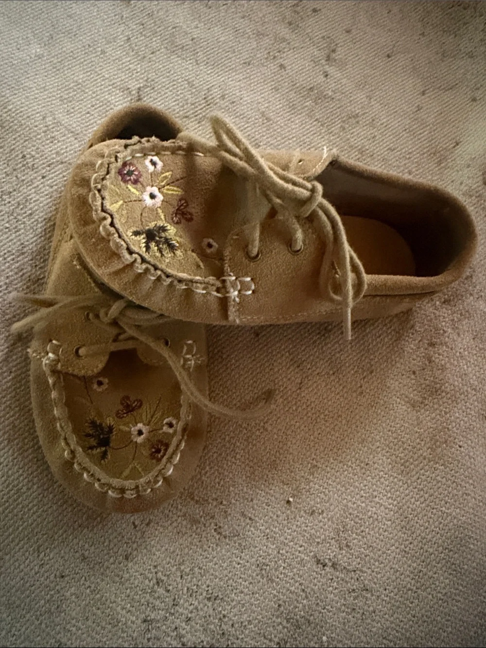 Zara Kids Tan Suede leather loafers Moccasins with Floral Embroidery